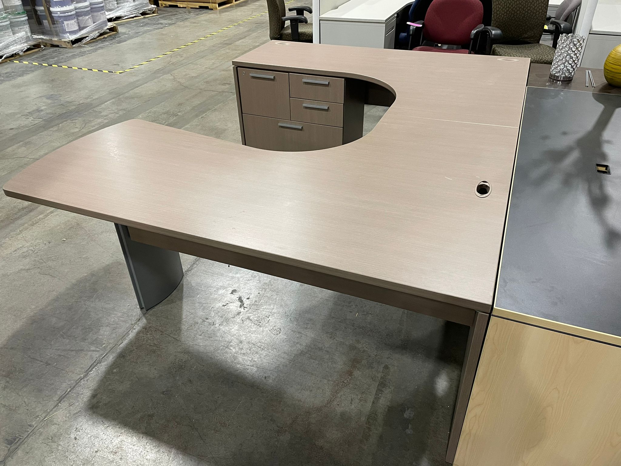 Teknion Light Brown U Shape Desk - OTS Furniture